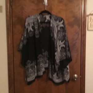 Catherine’s 2X Lightweight polyester jacket.  Black and White, Plus Size